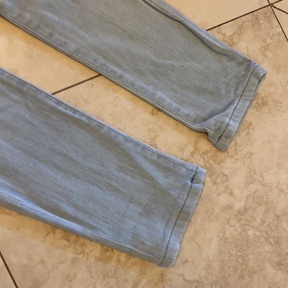 Jeans - Picture 3 of 4